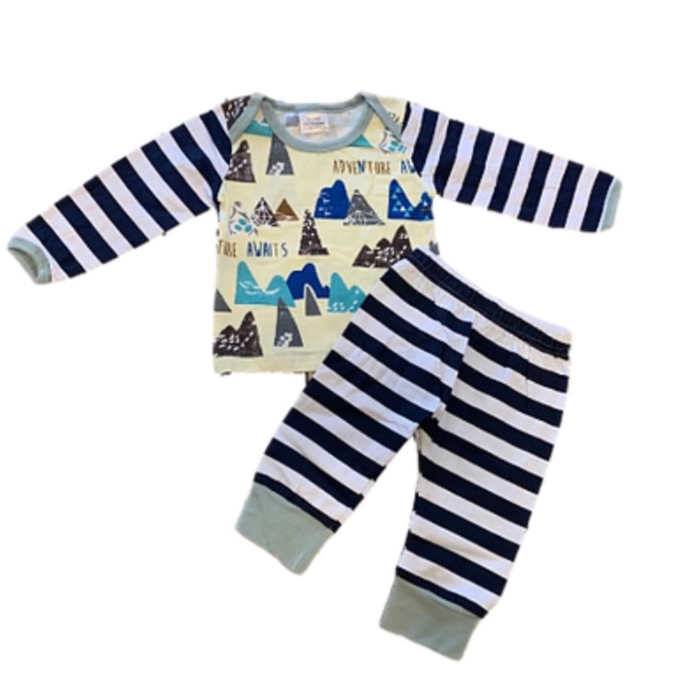 Baby Adventure Awaits Outfit - With Hat